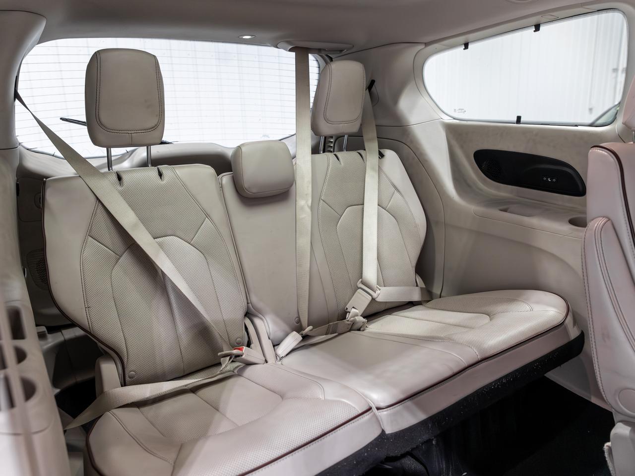 2020 Chrysler Pacifica Limited 7-Passenger NAV Cranberry PA