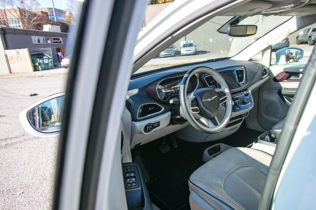 2020 Chrysler Pacifica Limited Atlanta GA