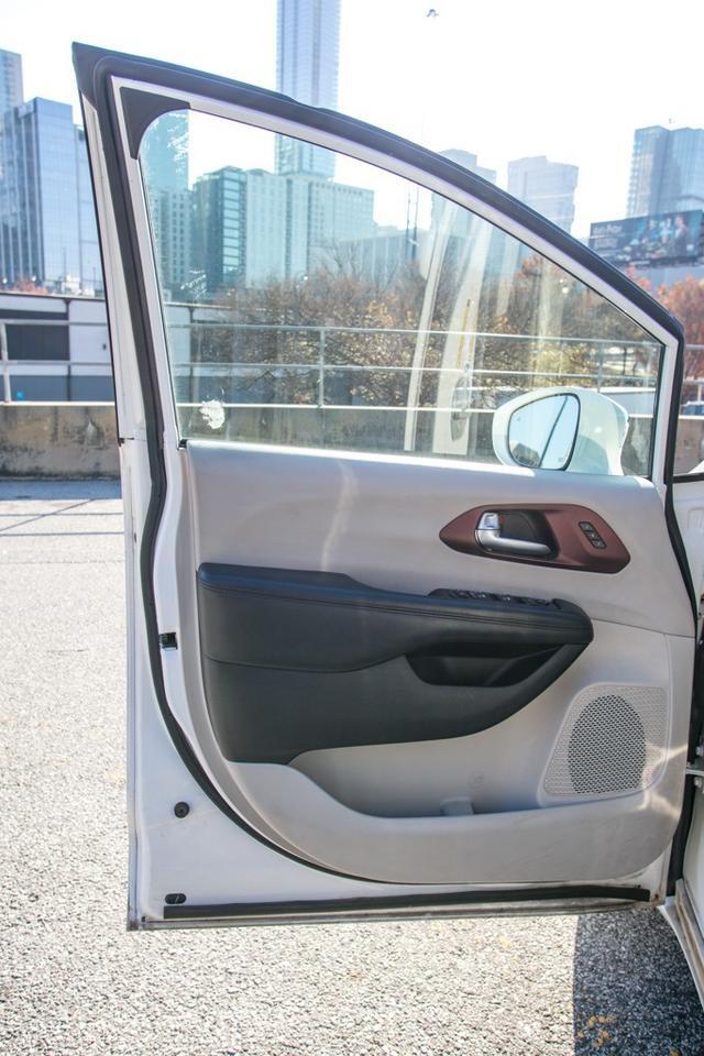 2020 Chrysler Pacifica Limited Atlanta GA