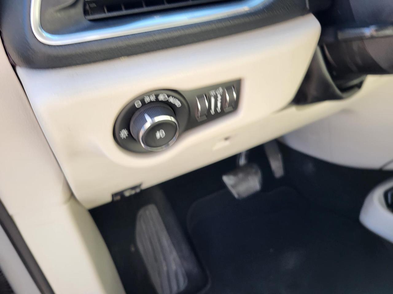 2020 Chrysler Pacifica Limited Beeville TX