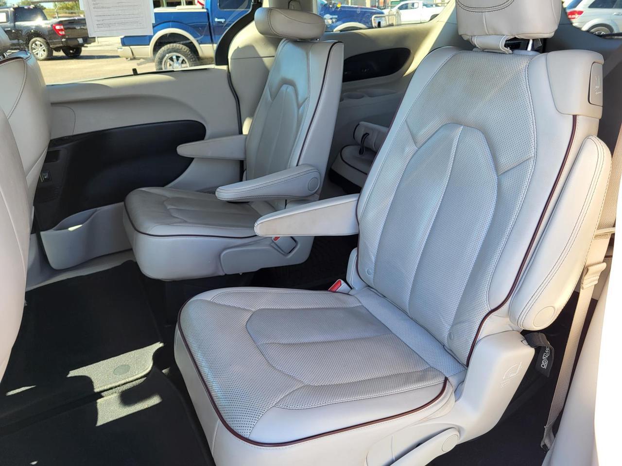 2020 Chrysler Pacifica Limited Beeville TX