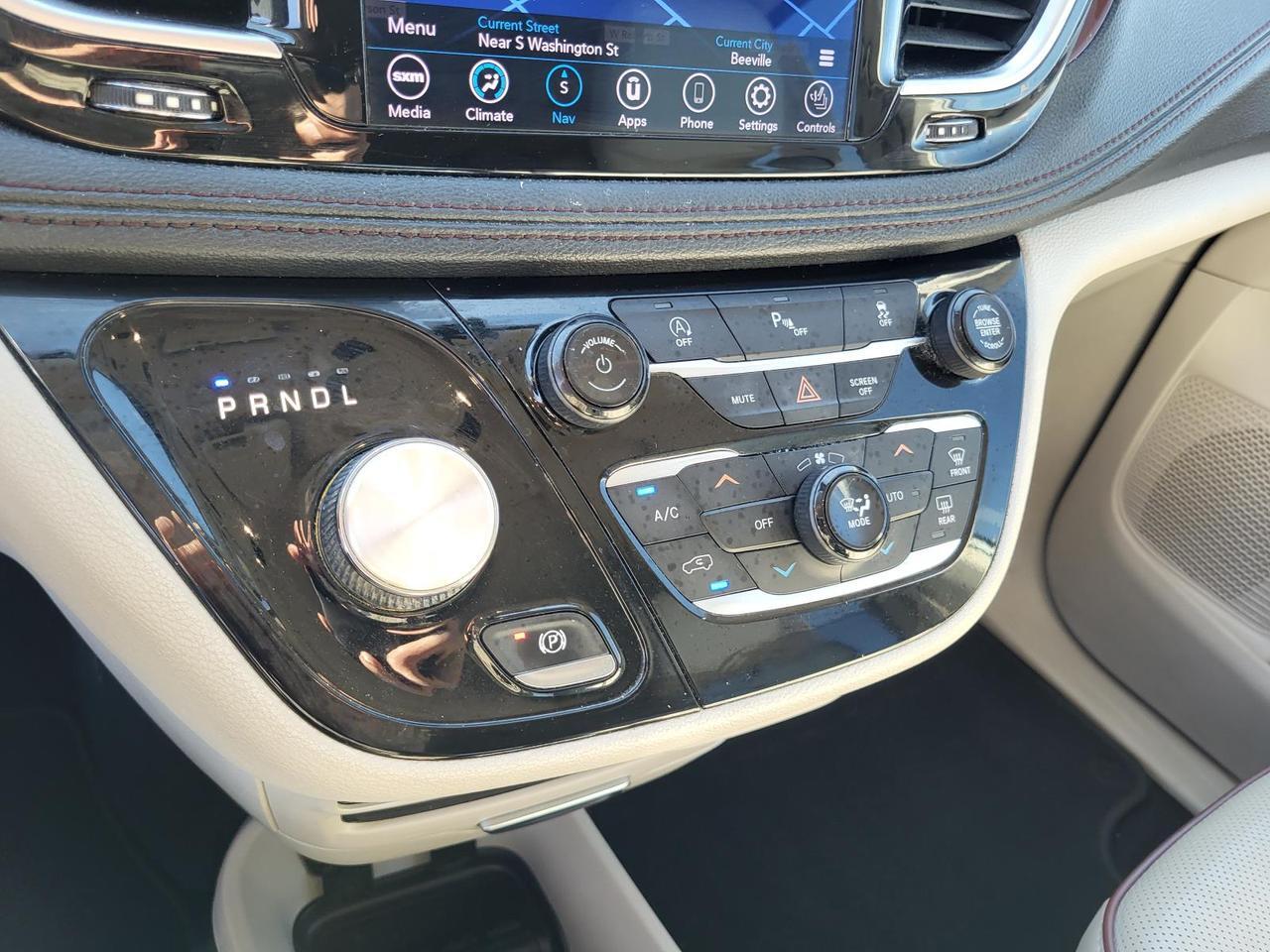 2020 Chrysler Pacifica Limited Beeville TX