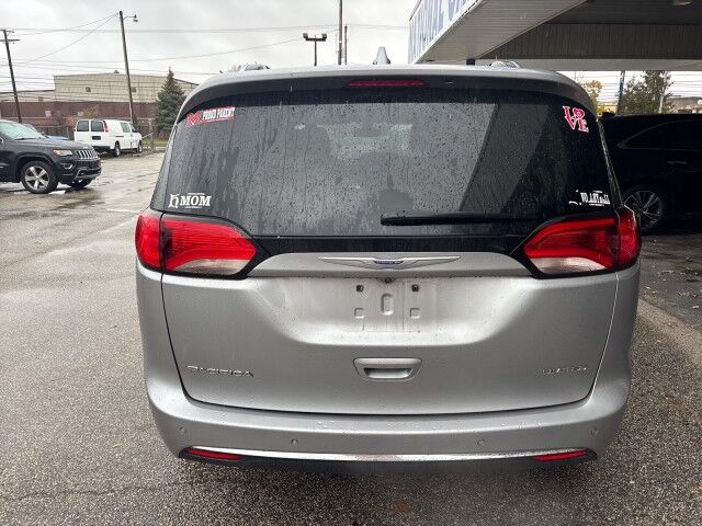 2020 Chrysler Pacifica Limited Cleveland OH