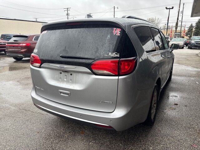 2020 Chrysler Pacifica Limited Cleveland OH