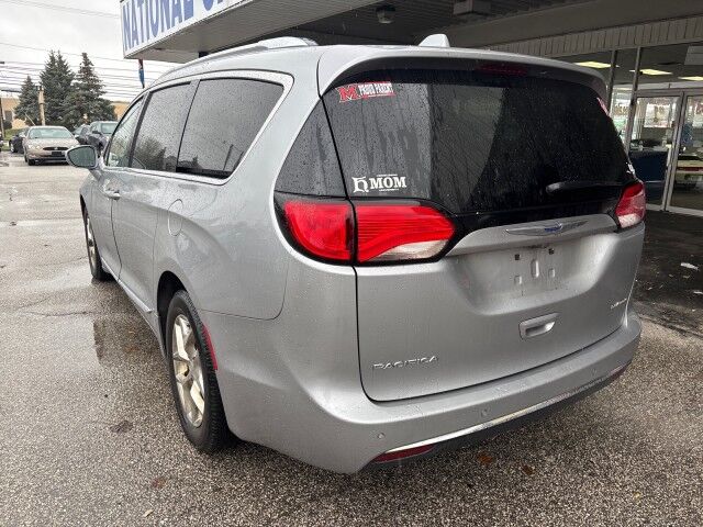 2020 Chrysler Pacifica Limited Cleveland OH