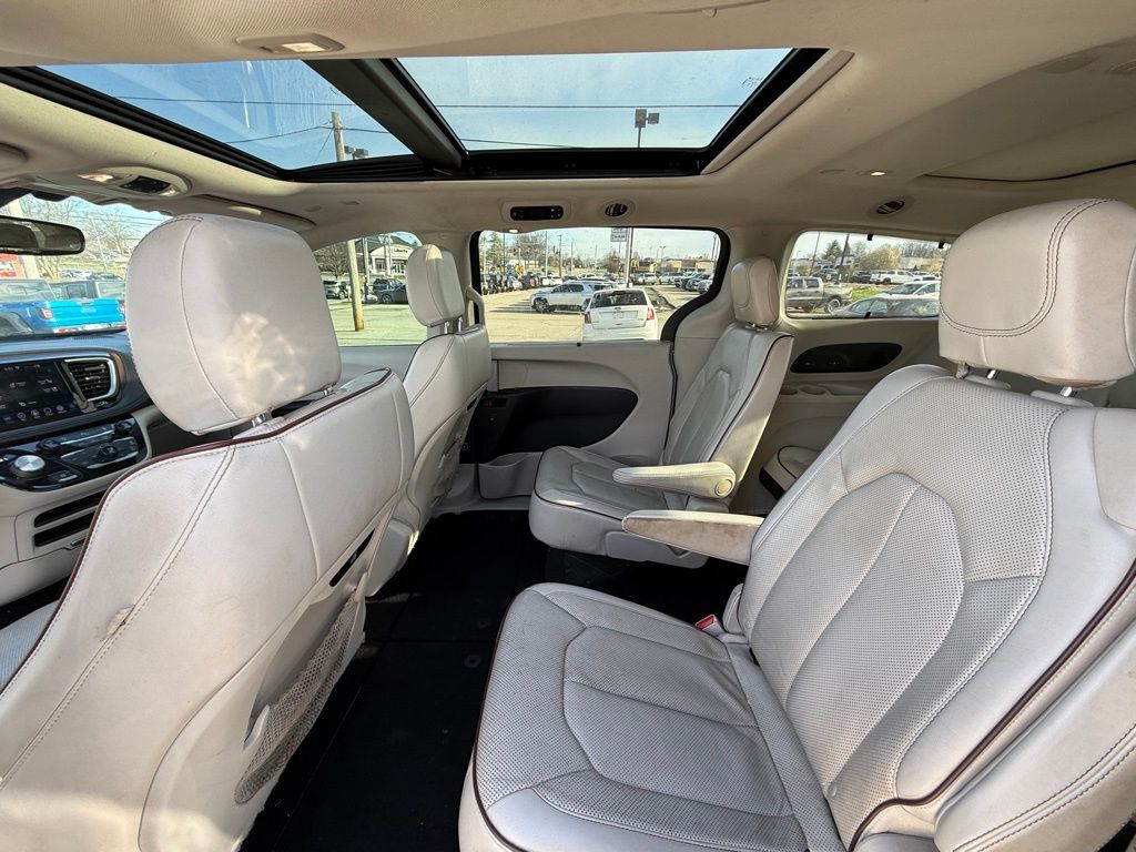 2020 Chrysler Pacifica Limited Crestwood KY