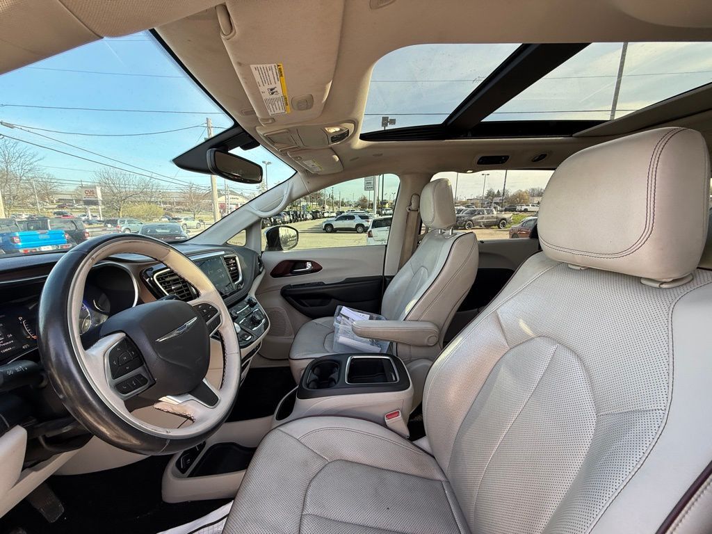 2020 Chrysler Pacifica Limited Crestwood KY