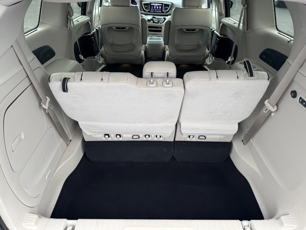 2020 Chrysler Pacifica Limited Morristown TN