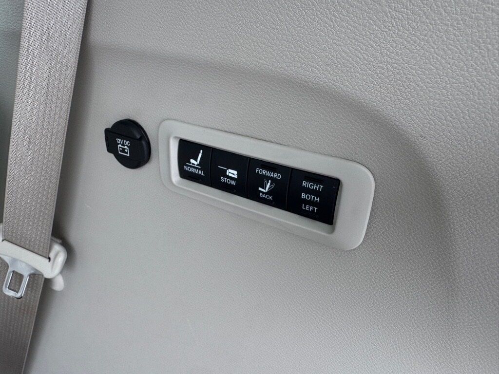 2020 Chrysler Pacifica Limited Morristown TN