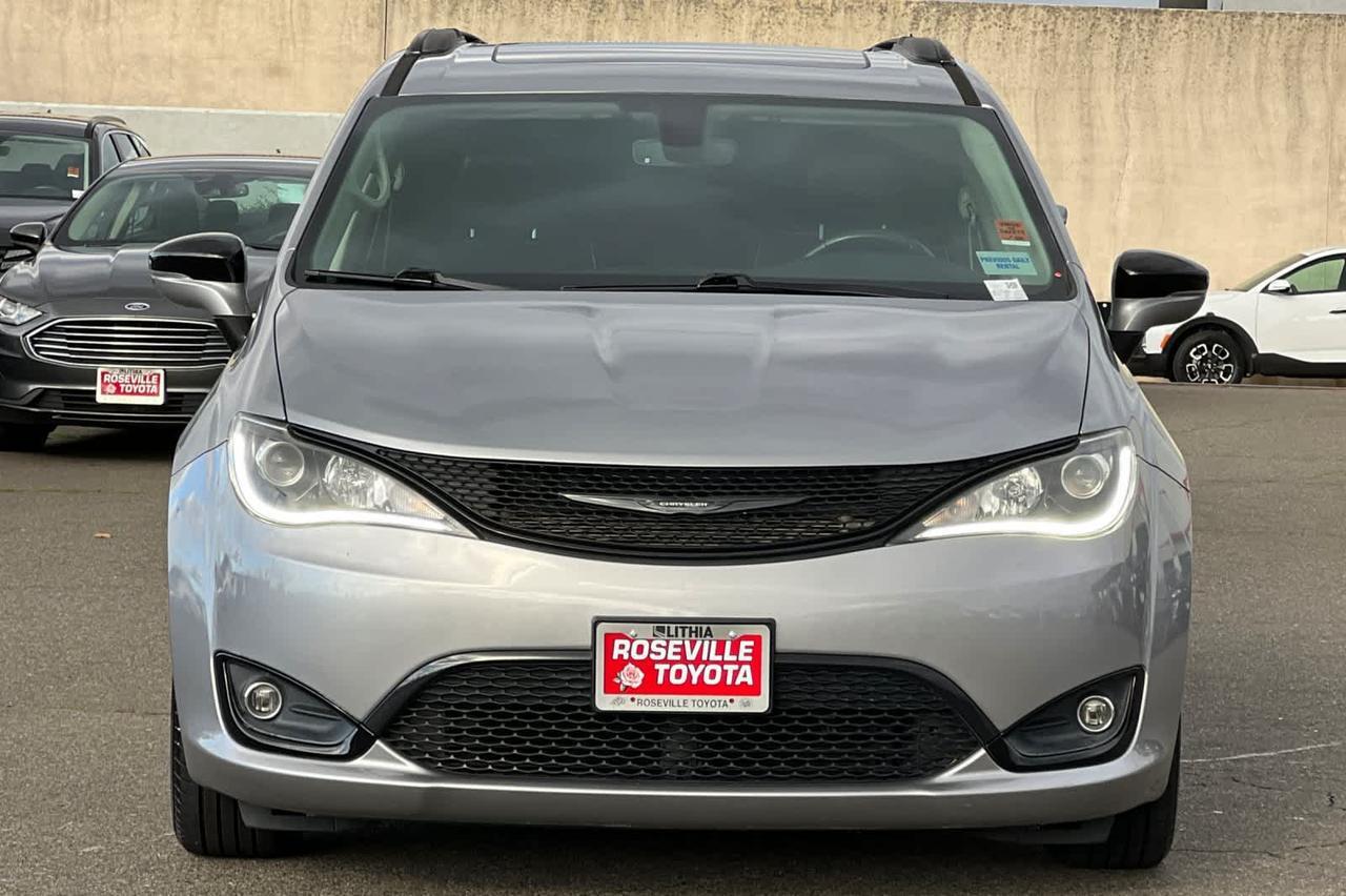 2020 Chrysler Pacifica Limited Roseville CA