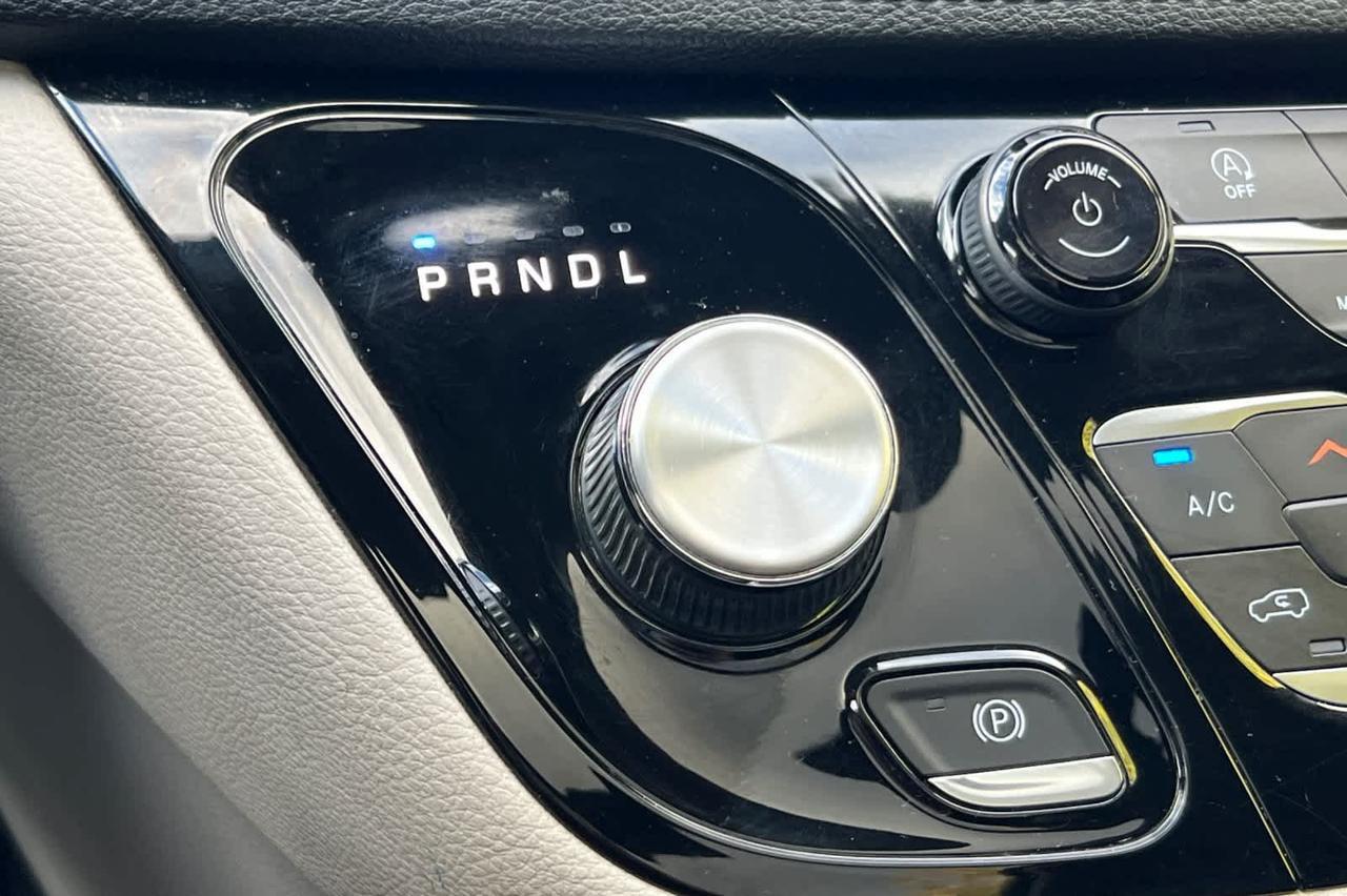 2020 Chrysler Pacifica Limited Roseville CA