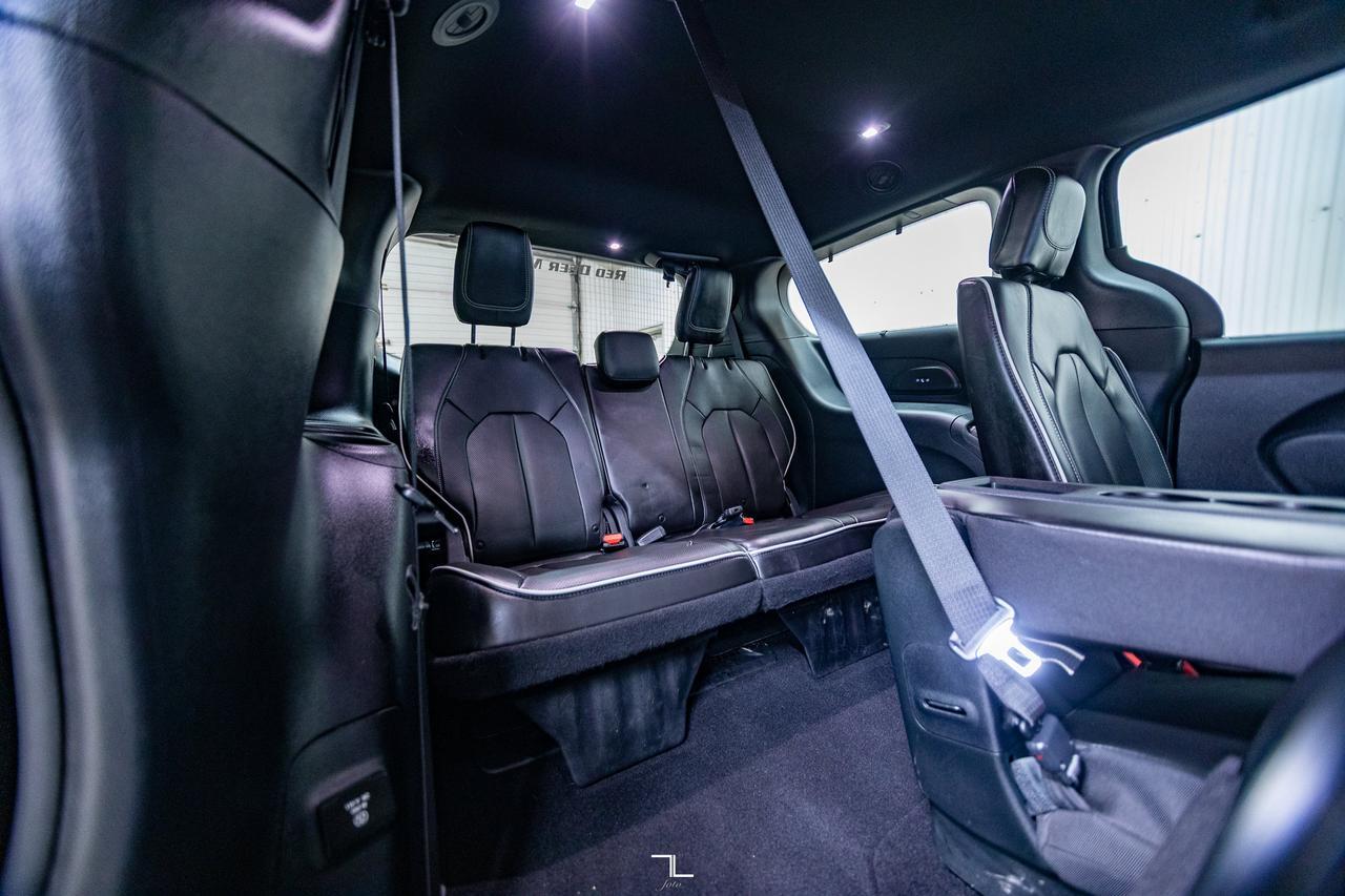 2020 Chrysler Pacifica Limited S Leather Nav BCam Red Deer AB