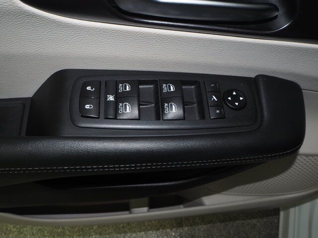 2020 Chrysler Pacifica Limited New Braunfels TX