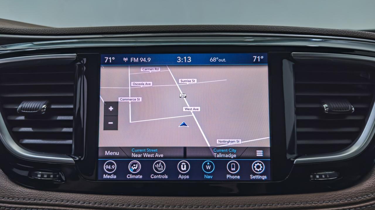 2020 Chrysler Pacifica Limited Tallmadge OH