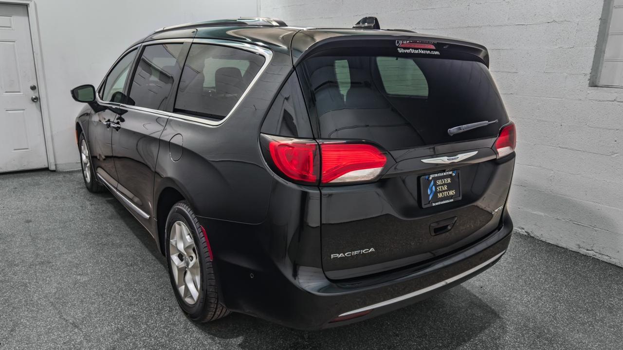 2020 Chrysler Pacifica Limited Tallmadge OH