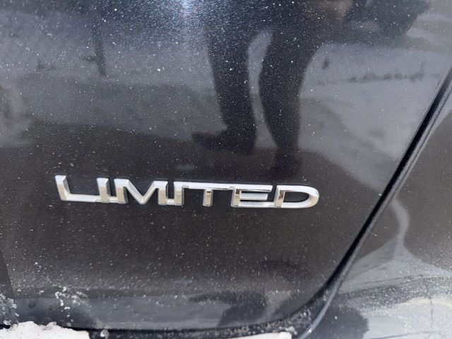 2020 Chrysler Pacifica Limited West Burlington IA