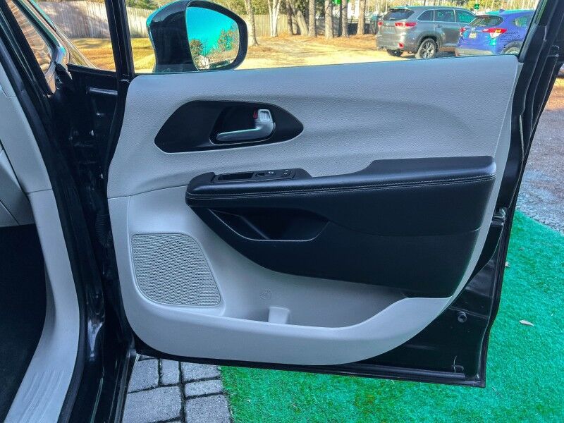 2020 Chrysler Pacifica Limited Wilmington NC