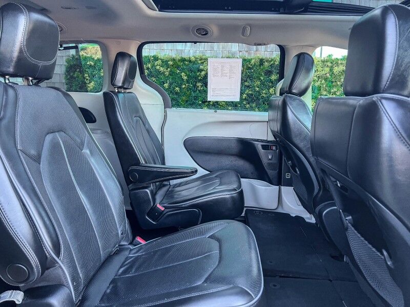 2020 Chrysler Pacifica Limited Wilmington NC