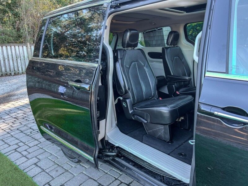 2020 Chrysler Pacifica Limited Wilmington NC