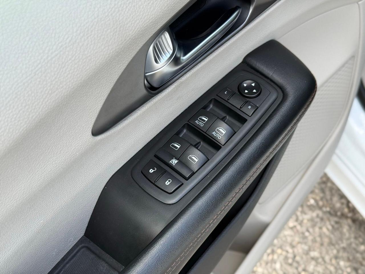 2020 Chrysler Pacifica Touring Crestwood KY