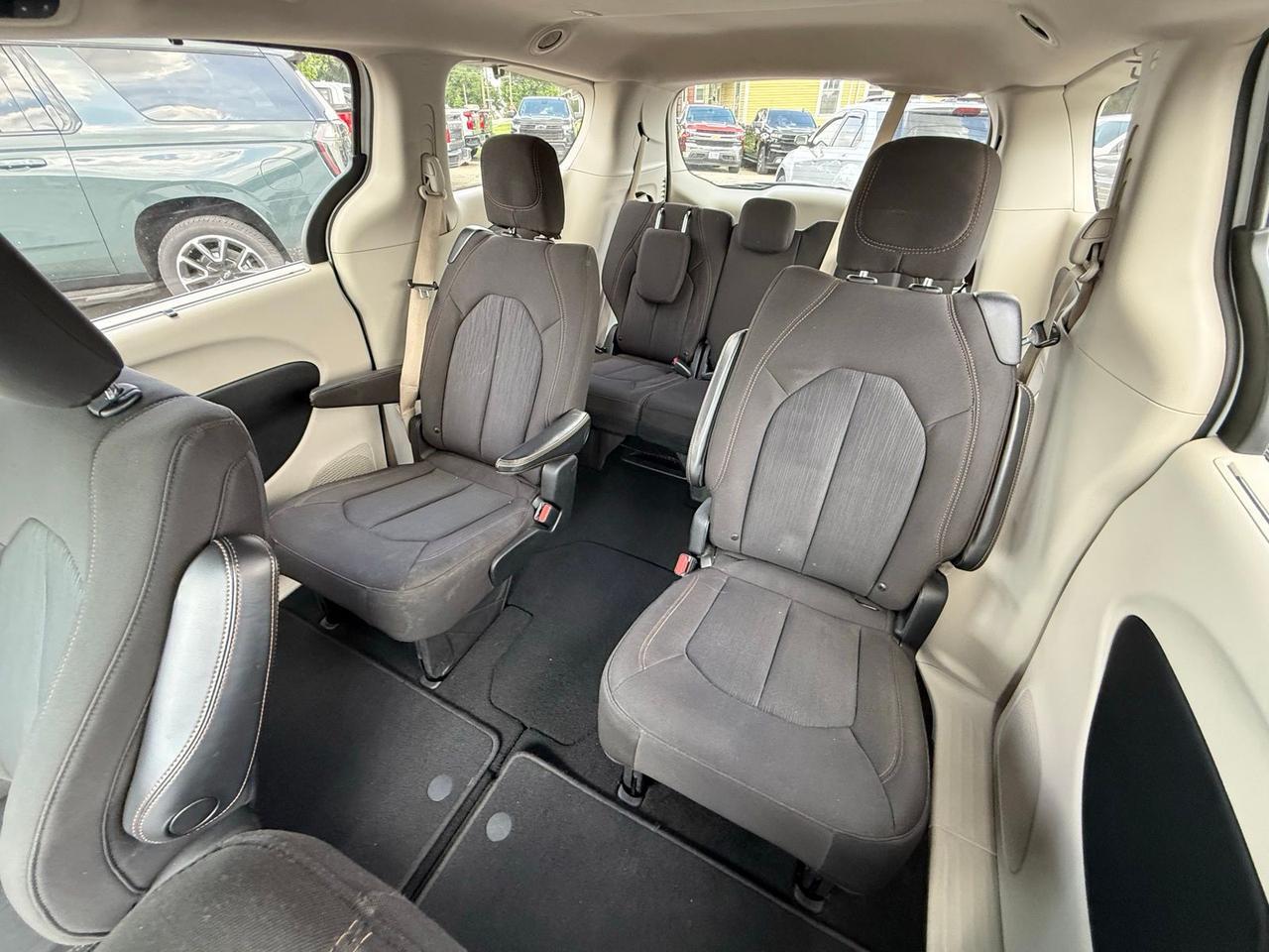 2020 Chrysler Pacifica Touring Crestwood KY