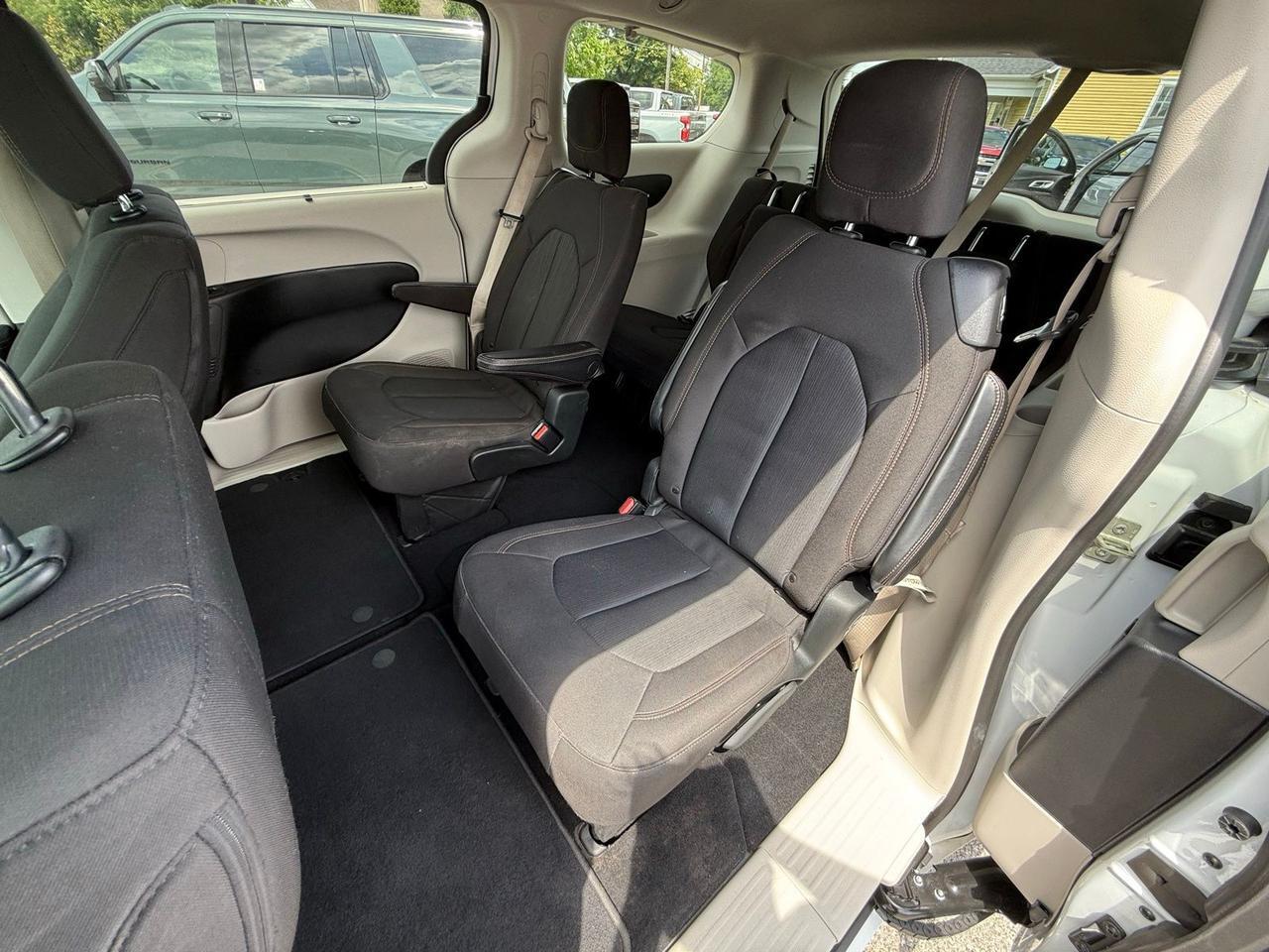 2020 Chrysler Pacifica Touring Crestwood KY