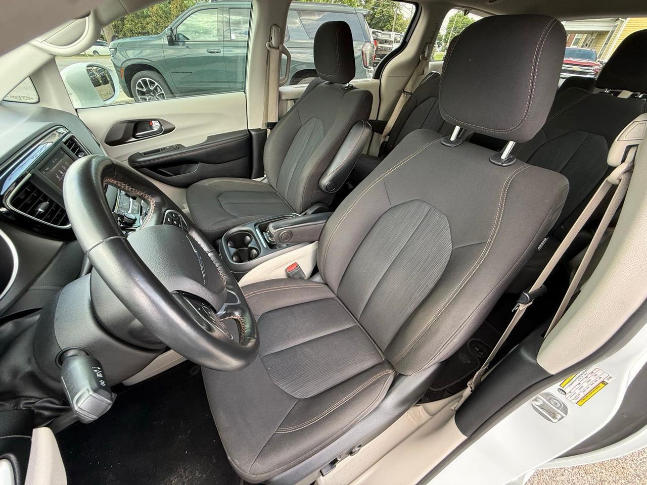 2020 Chrysler Pacifica Touring Crestwood KY