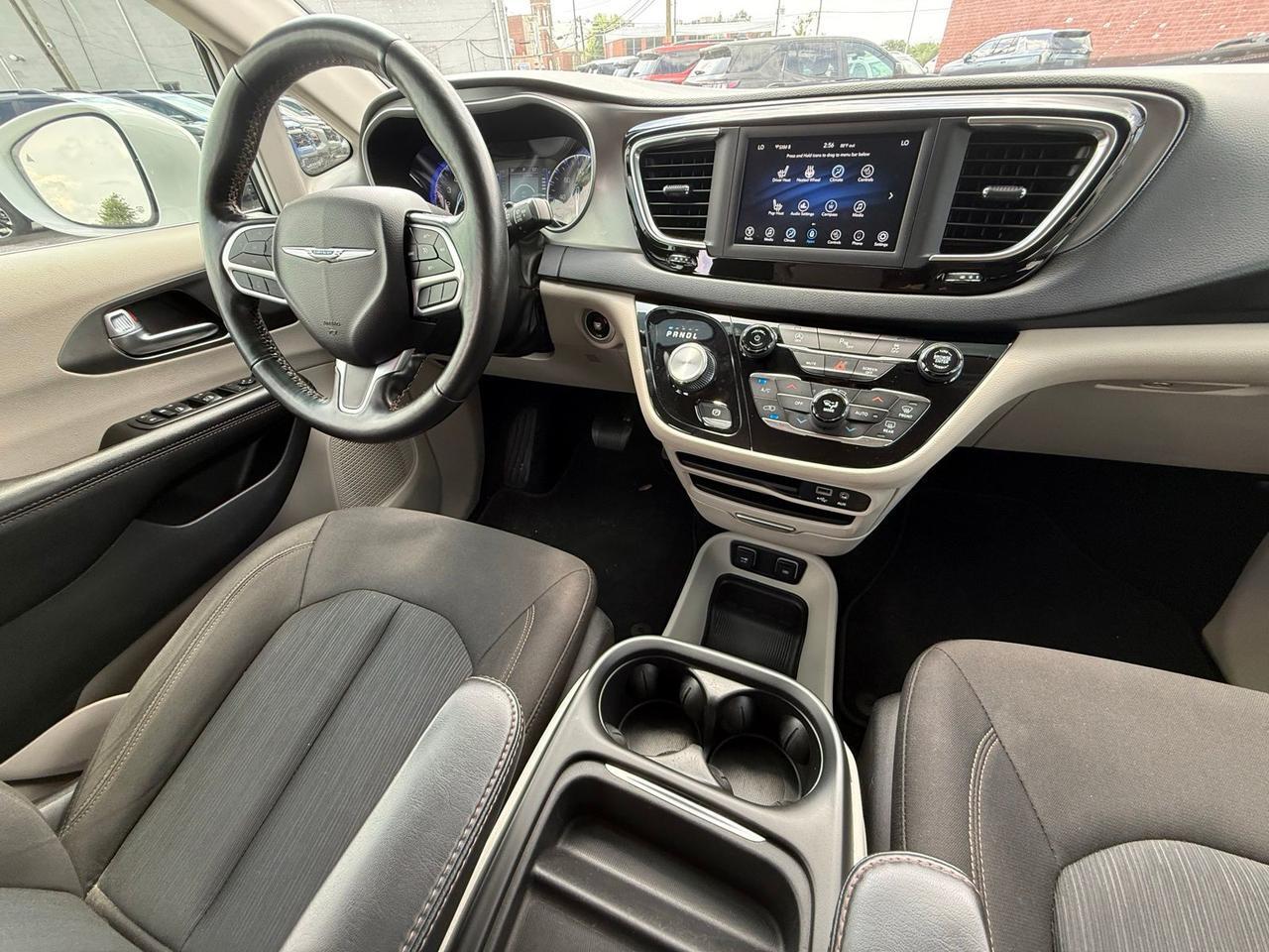 2020 Chrysler Pacifica Touring Crestwood KY