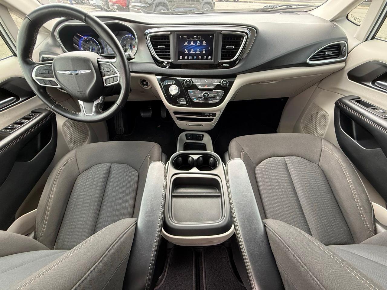 2020 Chrysler Pacifica Touring Crestwood KY