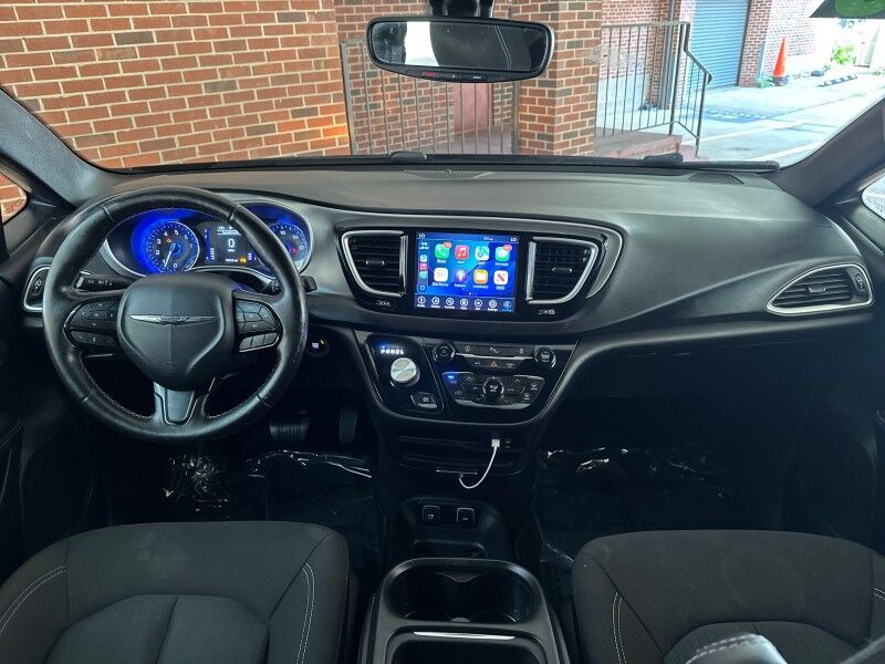 2020 Chrysler Pacifica Touring FWD Arlington VA