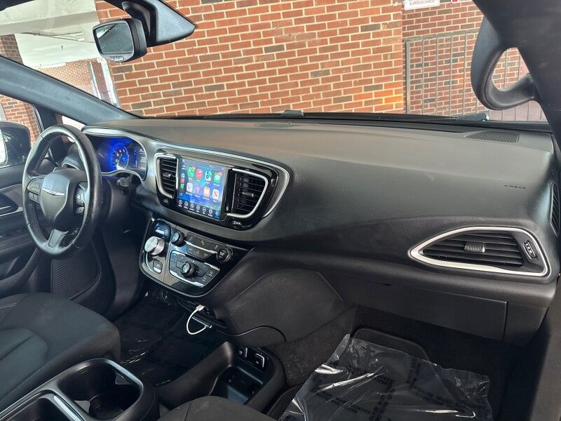2020 Chrysler Pacifica Touring FWD Arlington VA