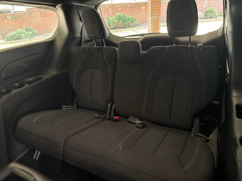2020 Chrysler Pacifica Touring FWD Arlington VA