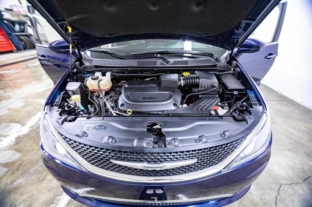 2020 Chrysler Pacifica Touring-L 35th Anniversary Leather DVD BCam Red Deer AB