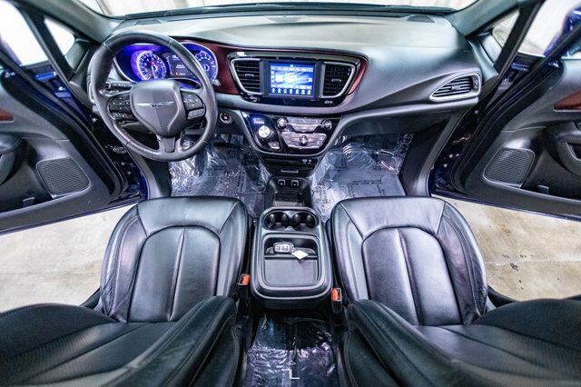 2020 Chrysler Pacifica Touring-L 35th Anniversary Leather DVD BCam Red Deer AB