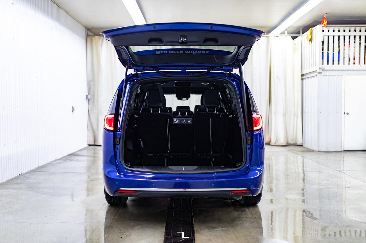 2020 Chrysler Pacifica Touring-L 35th Anniversary Leather Nav DVD BCam Red Deer AB