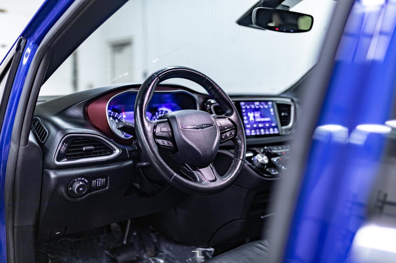 2020 Chrysler Pacifica Touring-L 35th Anniversary Leather Nav DVD BCam Red Deer AB