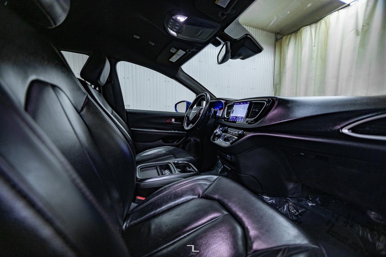 2020 Chrysler Pacifica Touring-L 35th Anniversary Leather Nav DVD BCam Red Deer AB