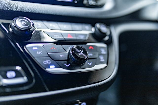 2020 Chrysler Pacifica Touring-L 35th Anniversary Leather Nav DVD BCam Red Deer AB