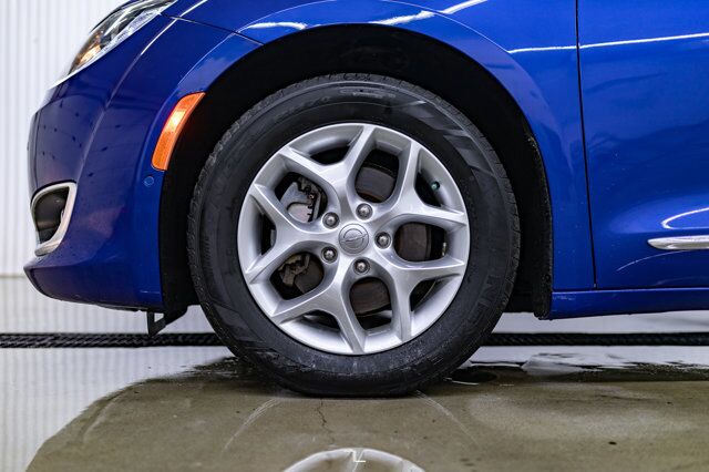 2020 Chrysler Pacifica Touring-L 35th Anniversary Leather Nav DVD BCam Red Deer AB