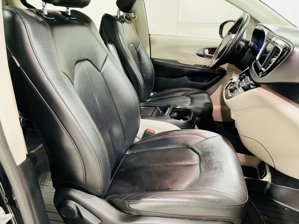 2020 Chrysler Pacifica Touring L Jersey City NJ