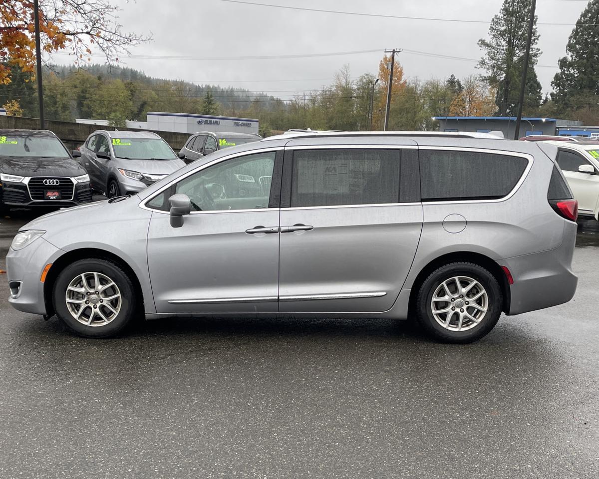 2020 Chrysler Pacifica Touring L Minivan 4D Port Orchard WA