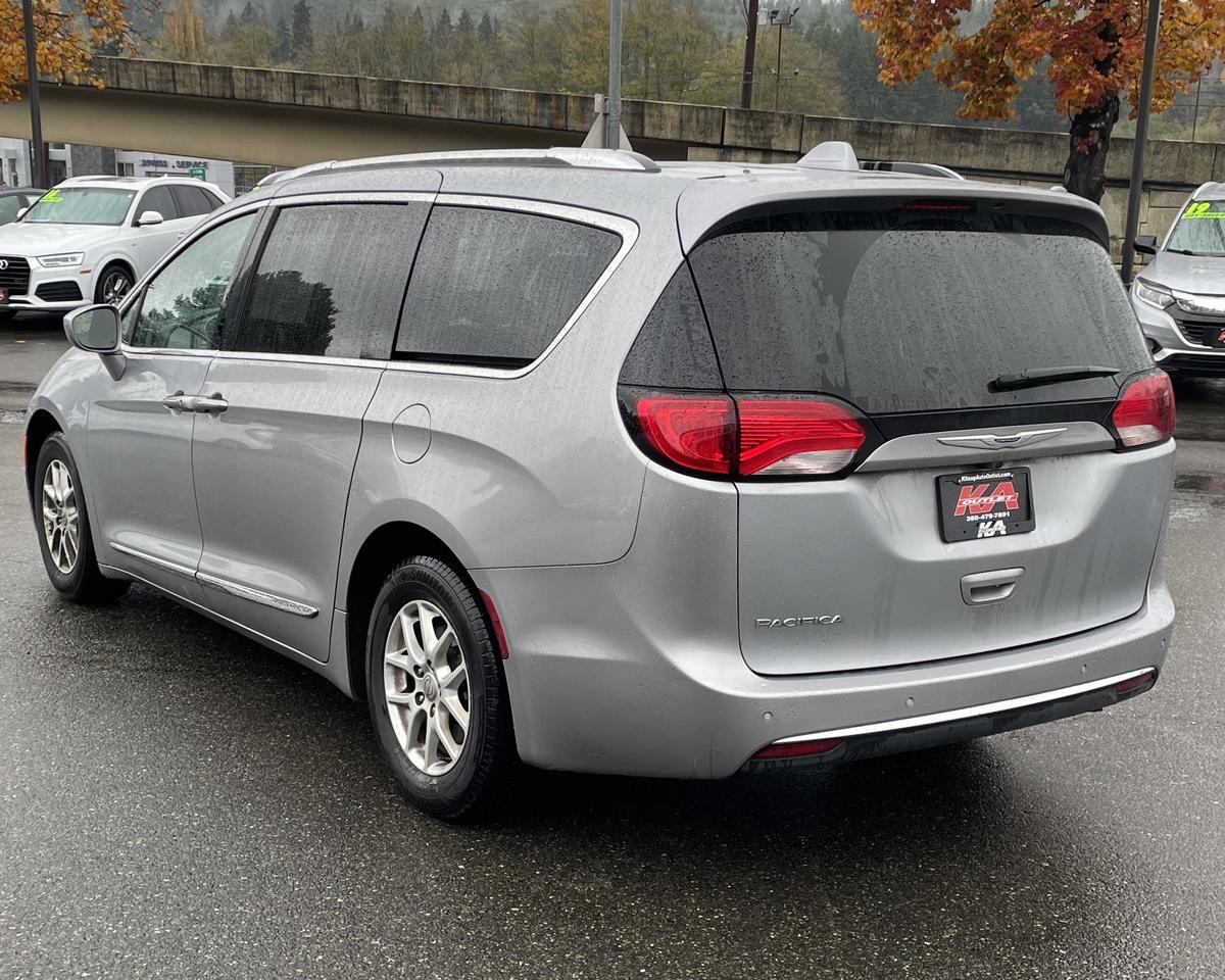 2020 Chrysler Pacifica Touring L Minivan 4D Port Orchard WA
