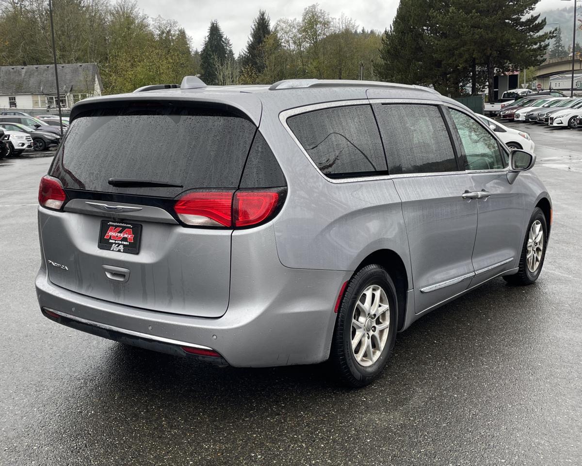 2020 Chrysler Pacifica Touring L Minivan 4D Port Orchard WA