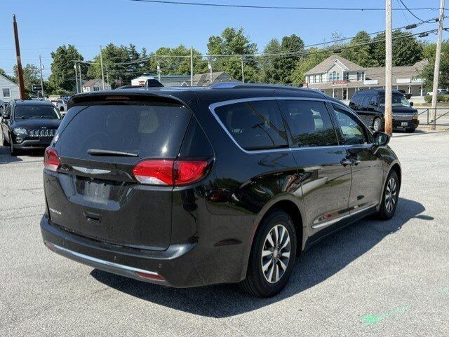2020 Chrysler Pacifica Touring L Plus Crestwood KY