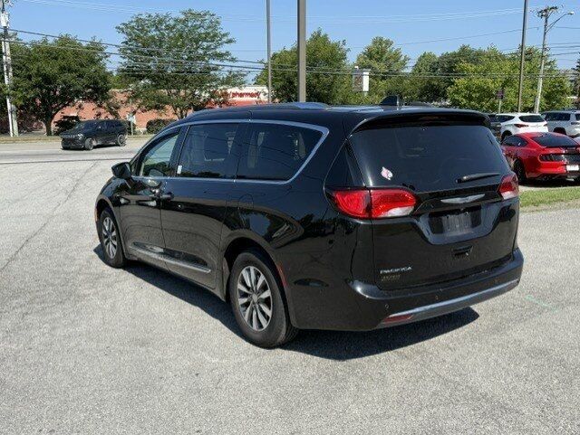 2020 Chrysler Pacifica Touring L Plus Crestwood KY