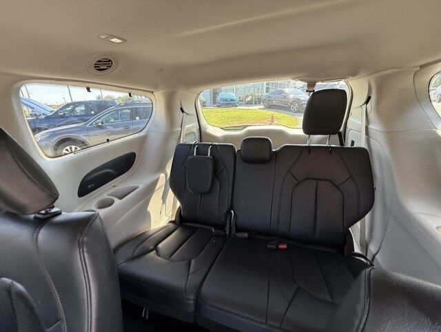 2020 Chrysler Pacifica Touring L Plus Crestwood KY