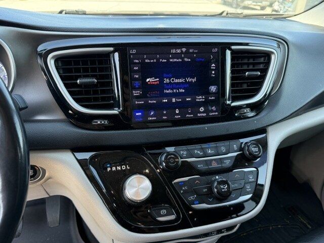 2020 Chrysler Pacifica Touring L Plus Crestwood KY