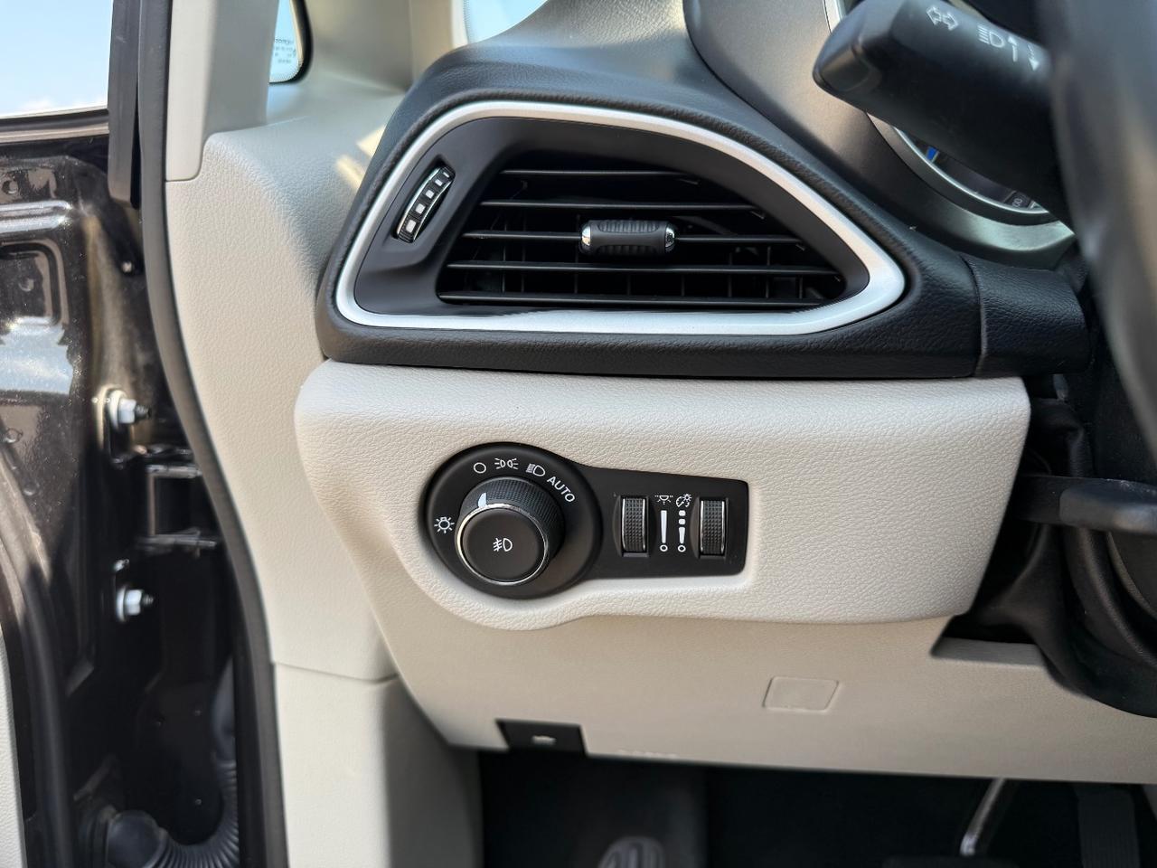 2020 Chrysler Pacifica Touring L Plus Wayland MI