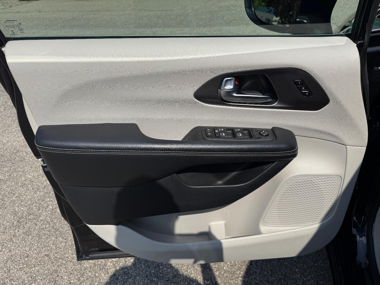 2020 Chrysler Pacifica Touring L Plus Wayland MI
