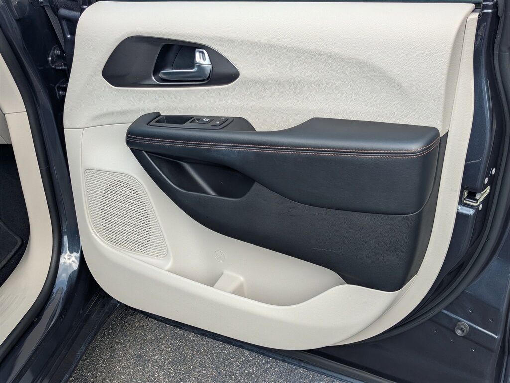 2020 Chrysler Pacifica Touring L Plus Kennesaw GA